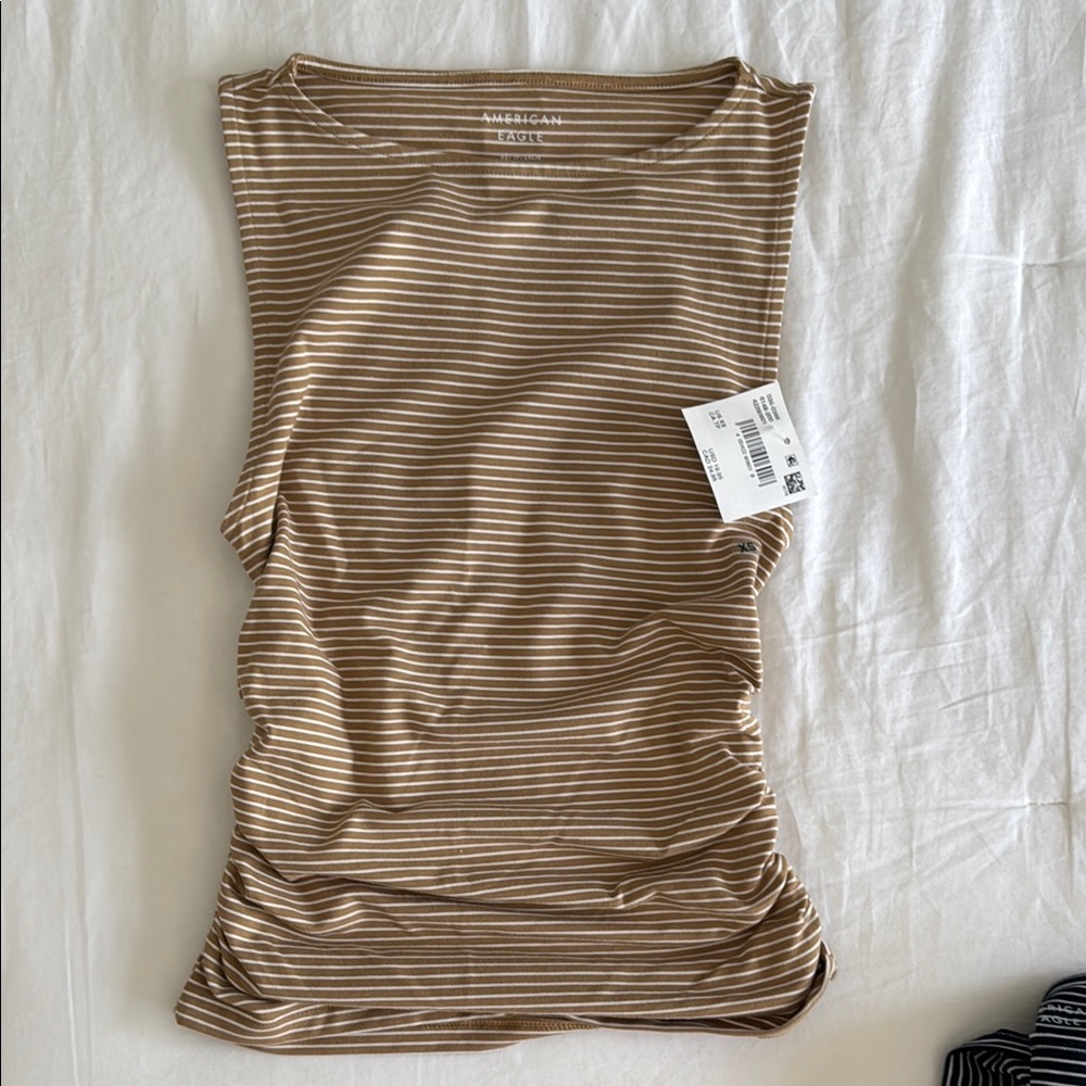 American Eagle Outfitters Tan and White Ruched Sleeveless Tank Top